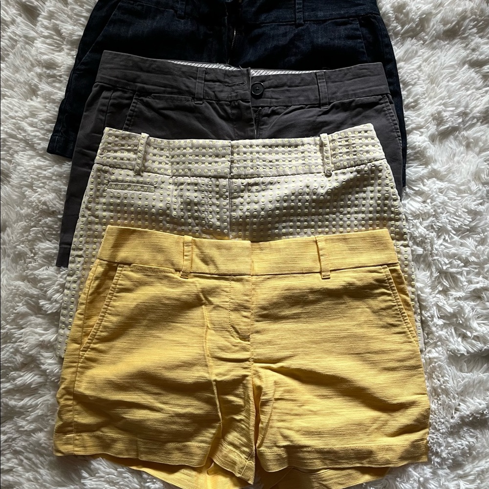 Bundled of 4 shorts